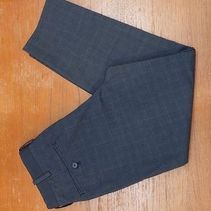 Uniqlo Blue Gray Plaid Slim Cropped Pants Size S